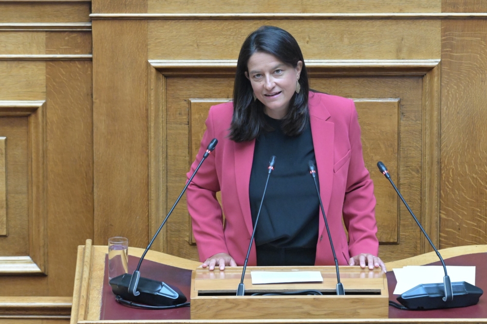 Ν. Κεραμέως: Επεκτείνεται και ενισχύεται με 5.000 πρόσθετες θέσεις πλήρους απασχόλησης το πρόγραμμα απασχόλησης άνεργων γυναικών